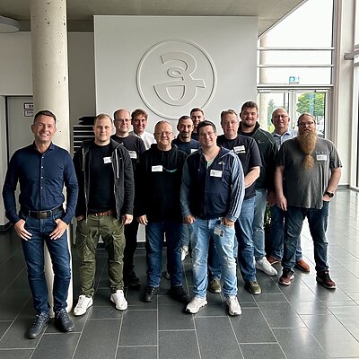 Syna Gmbh Trainiert Mit Zera Prüfgeräten